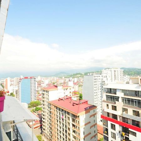 Apartments With A View Of The Trinity Holy Batumi Bagian luar foto