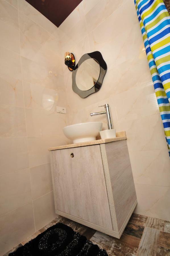 Apartments With A View Of The Trinity Holy Batumi Bagian luar foto