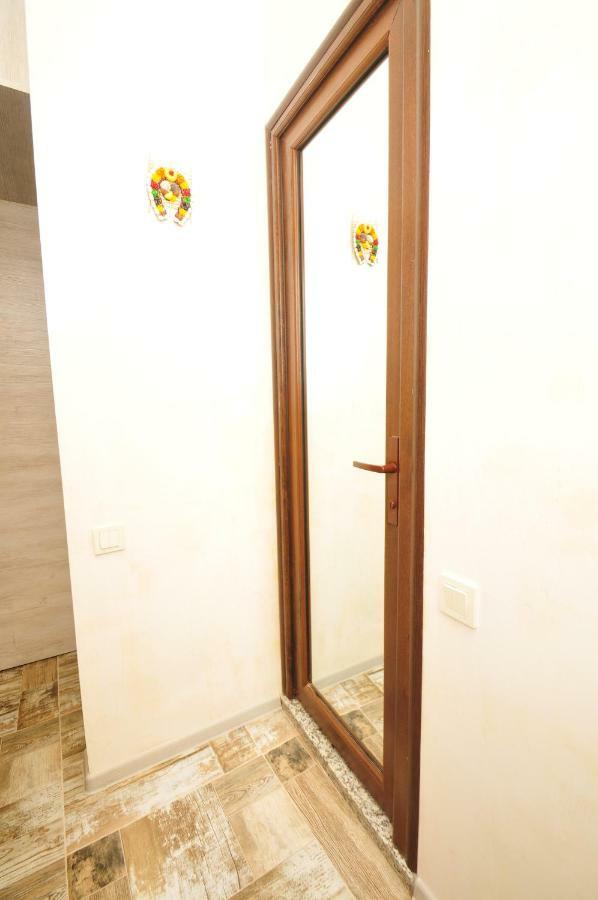 Apartments With A View Of The Trinity Holy Batumi Bagian luar foto