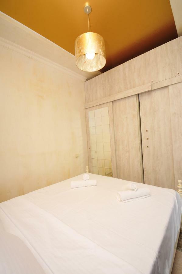 Apartments With A View Of The Trinity Holy Batumi Bagian luar foto